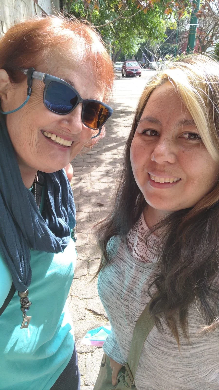 elder female traveler in Mexico City with her Greeter female guide