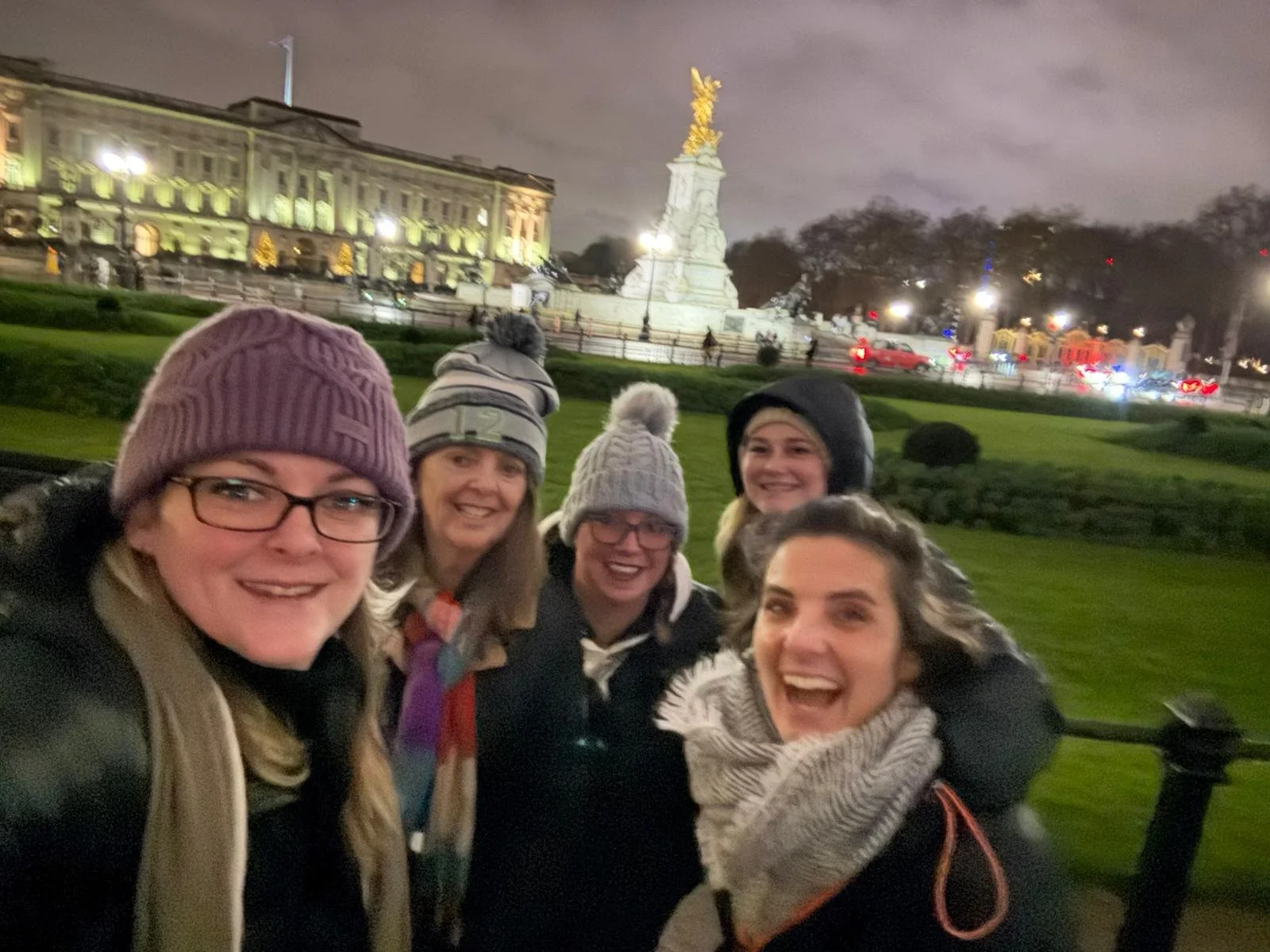 female travelers in London with local female guide
