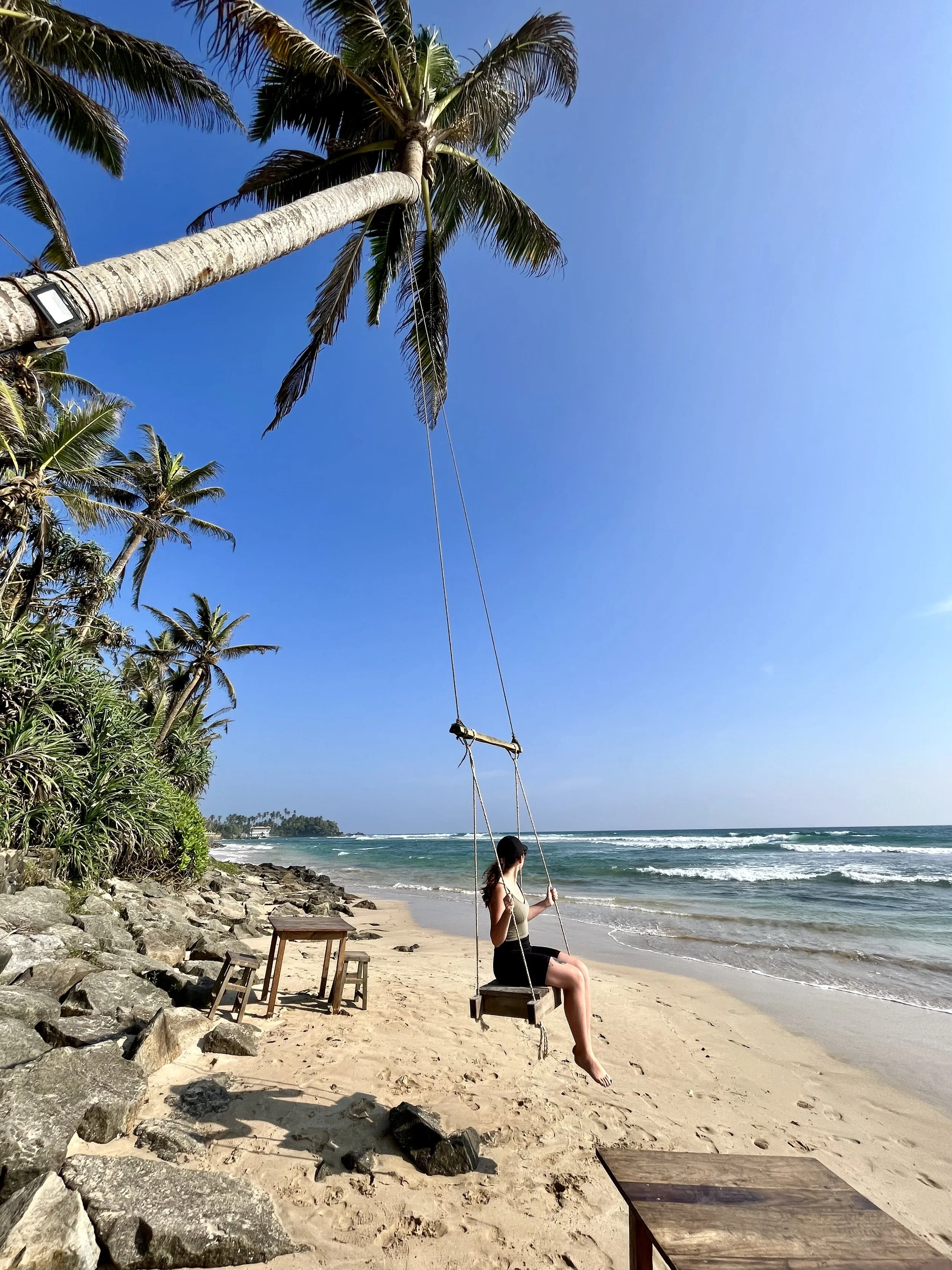 Kaija traveling in Sri Lanka with Greether