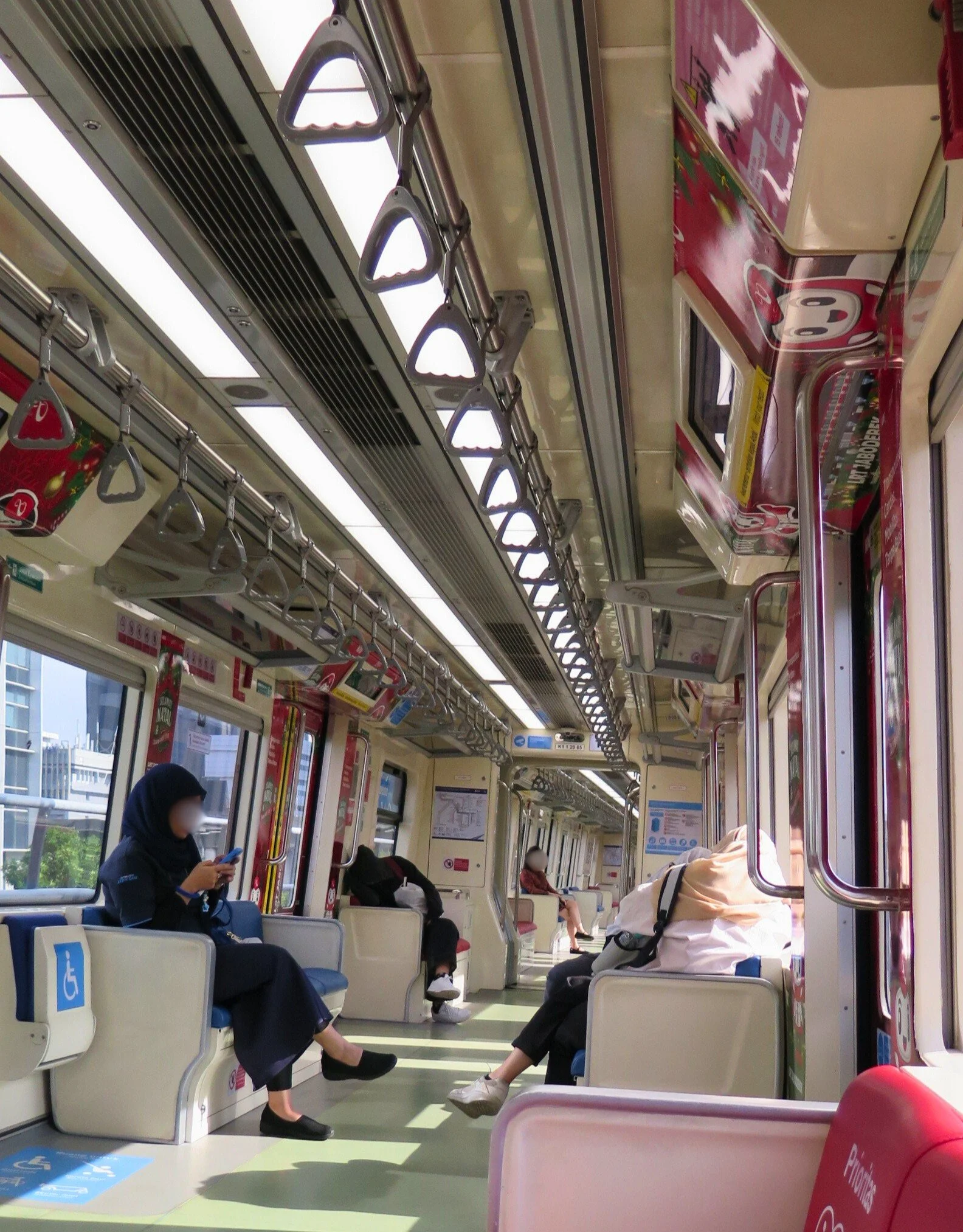 24 - LRT.jpg