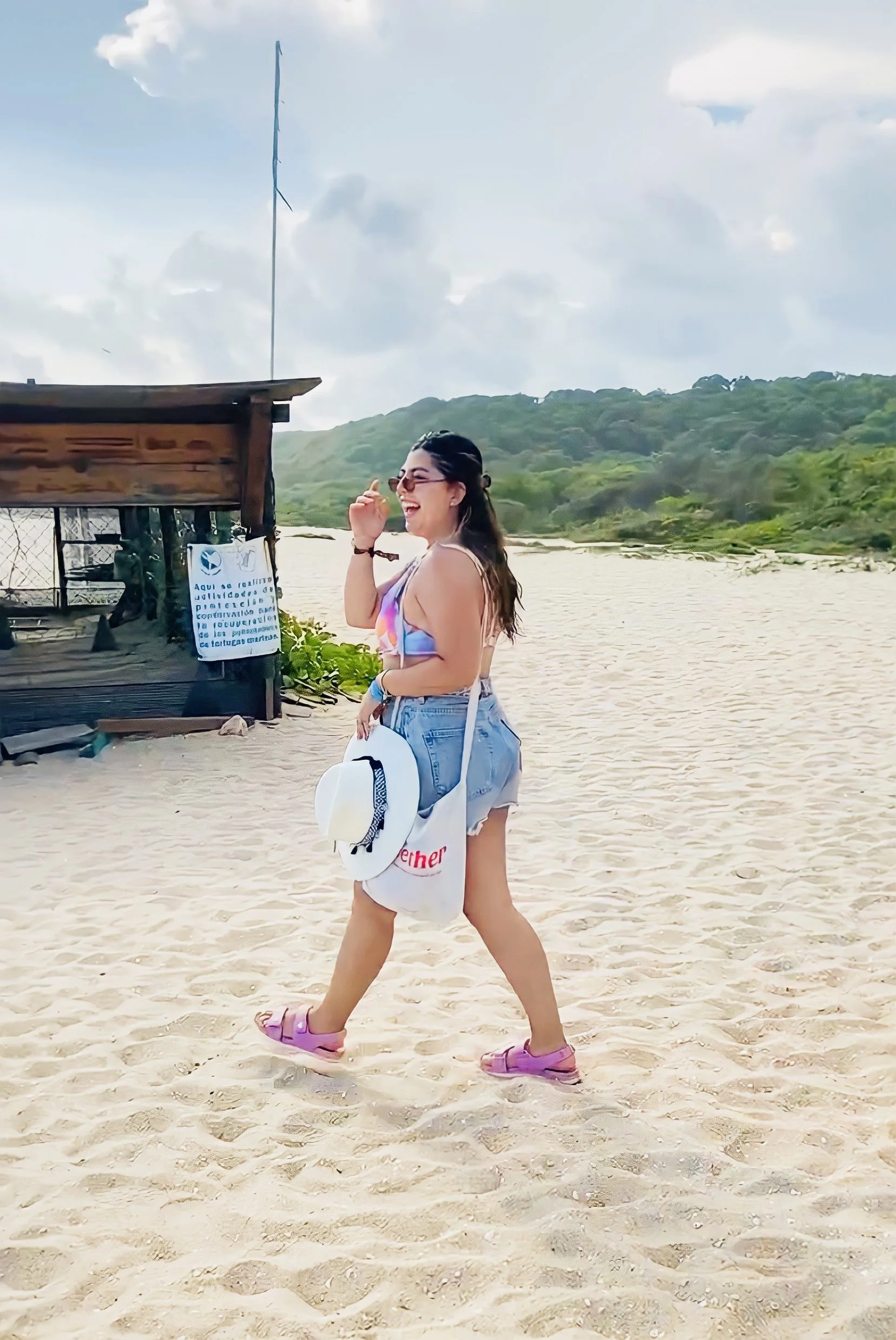 Paola viajando sola a Puerto Escondido Oaxaca como digital nomad