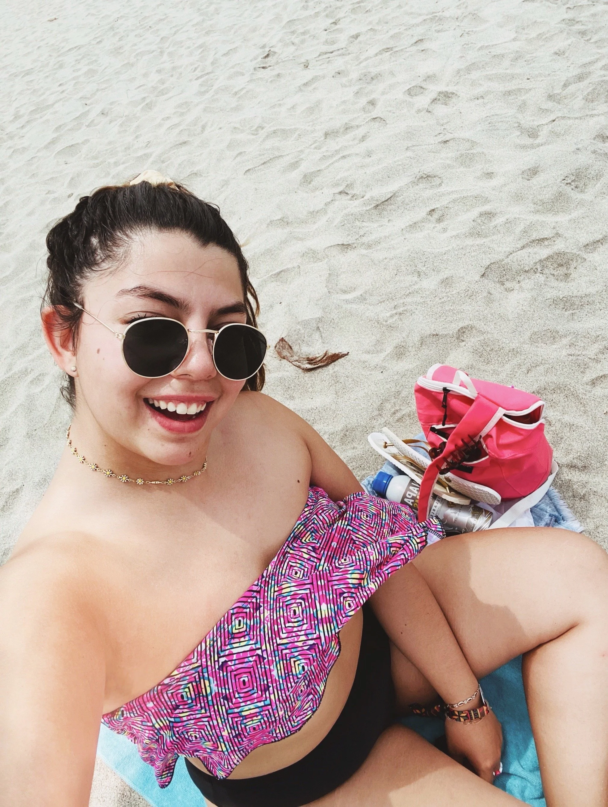 Paola in Puerto Escondido traveling solo with Greether