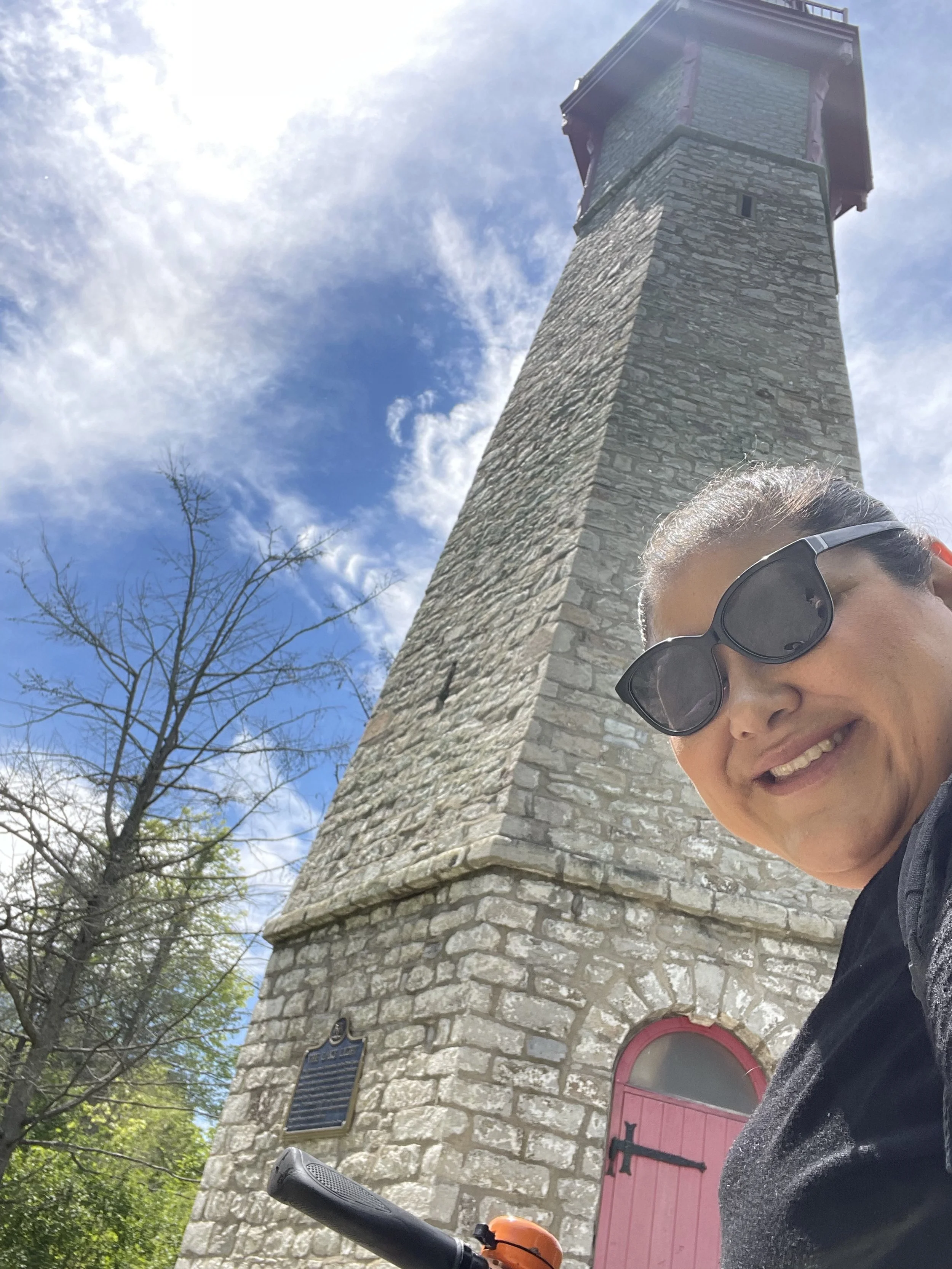 Female solo travel in Toronto Canada