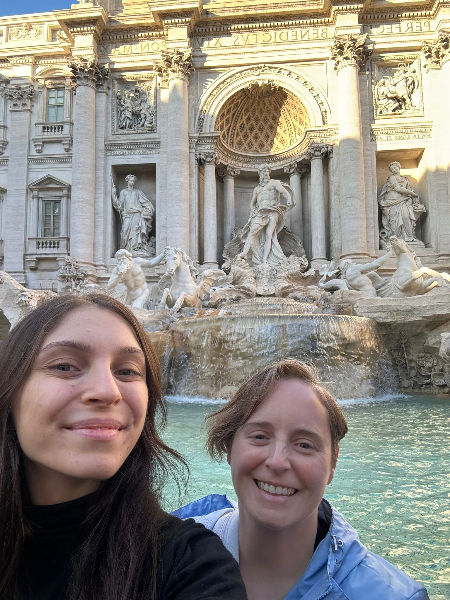 solo female traveler with Greeter local verified female guide in Rome, Italy